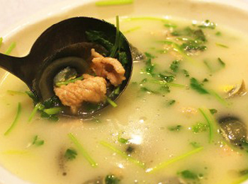 皮蛋肉片汤